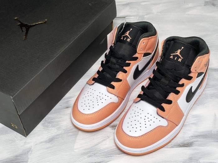 Jordan 1 Mid Pink Quartz (GS) 555112-603