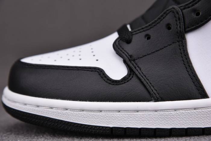 Jordan 1 Mid White Black Royal – 554724-140