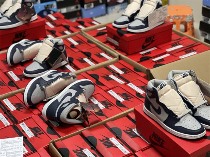 Jordan 1 Retro High 85 Georgetown BQ4422-400