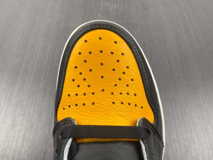 Jordan 1 Retro High OG Taxi 555088-711