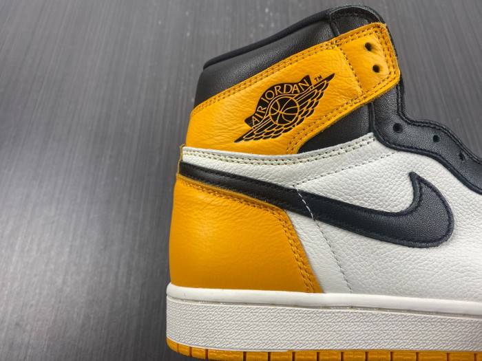 Jordan 1 Retro High OG Taxi 555088-711