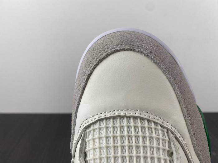 Jordan 4 Retro SB Pine Green DR5415-103