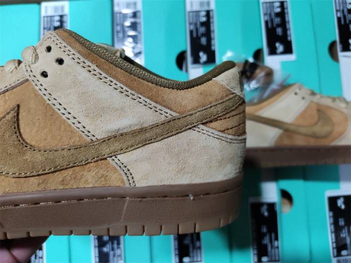 NIKE SB DUNK LOW WHEAT (2017) 883232-700