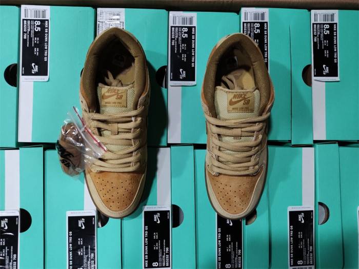 NIKE SB DUNK LOW WHEAT (2017) 883232-700