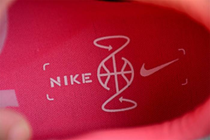 Nike Air Max 1 Unlock Your Space FN0608-101