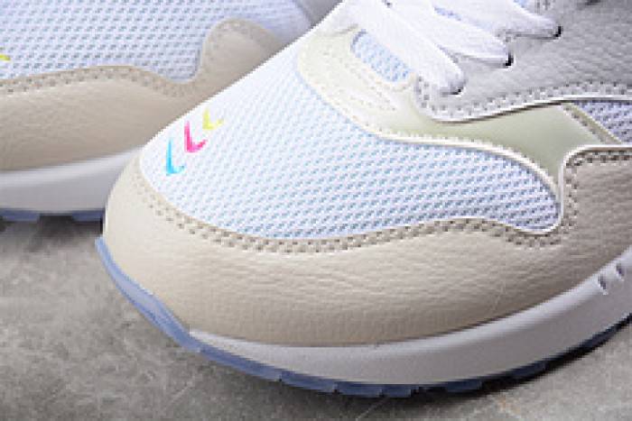 Nike Air Max 1 Unlock Your Space FN0608-101