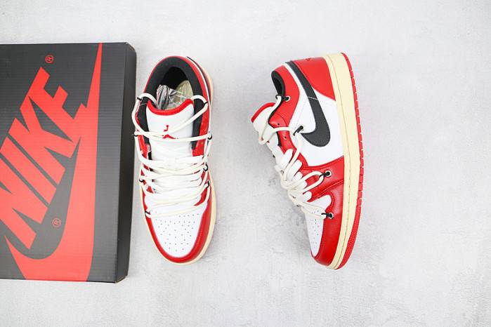 Air Jordan 1 Low White Univeristy Red 553558-118