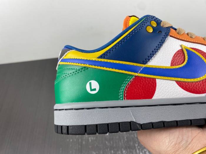Nike Dunk Low FREE.99 DH0952-100