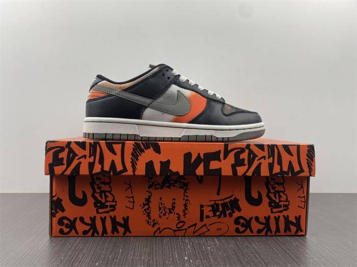 Nike Dunk Low Graffiti Black Red DM0108-001