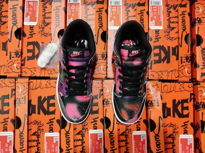 Nike Dunk Low Graffiti DM0108-002