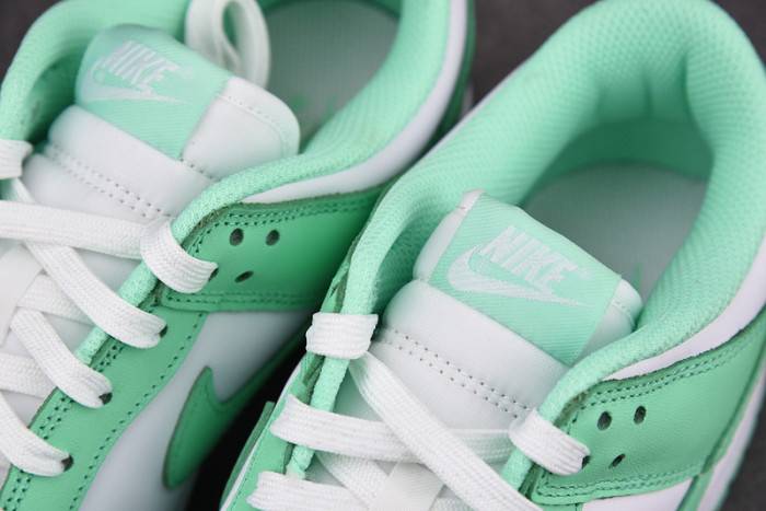 Nike Dunk Low Green Glow DD1503-105