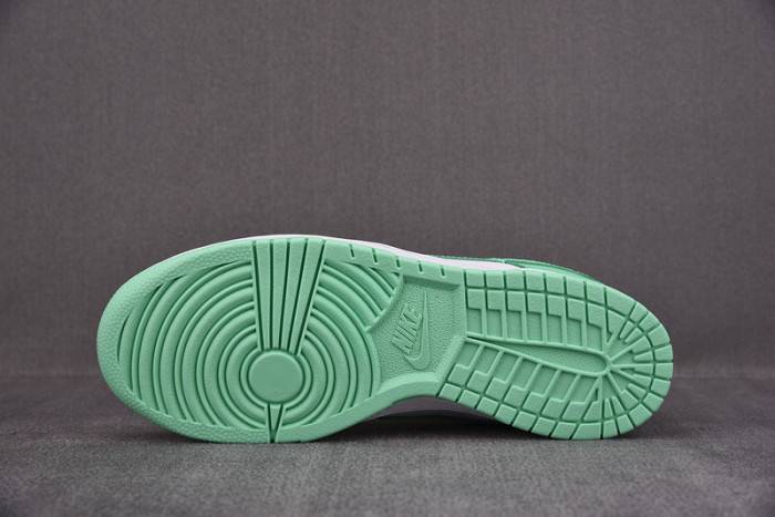 Nike Dunk Low Green Glow DD1503-105