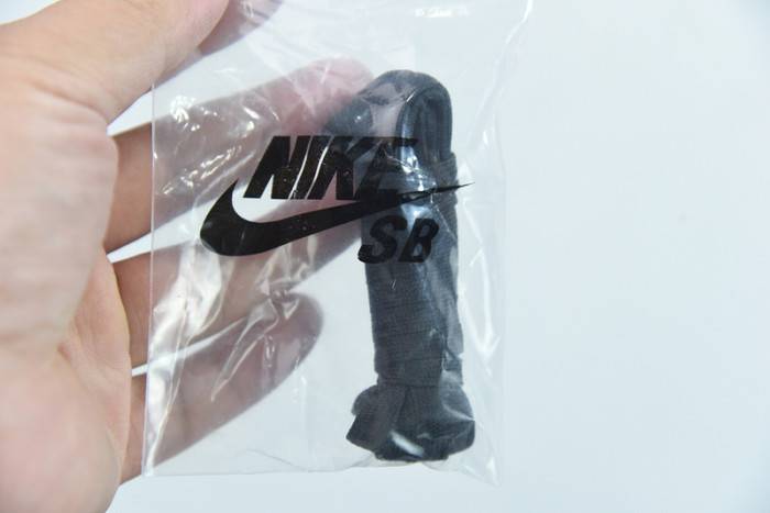 Nike Dunk Low Seoul – DM7708-100