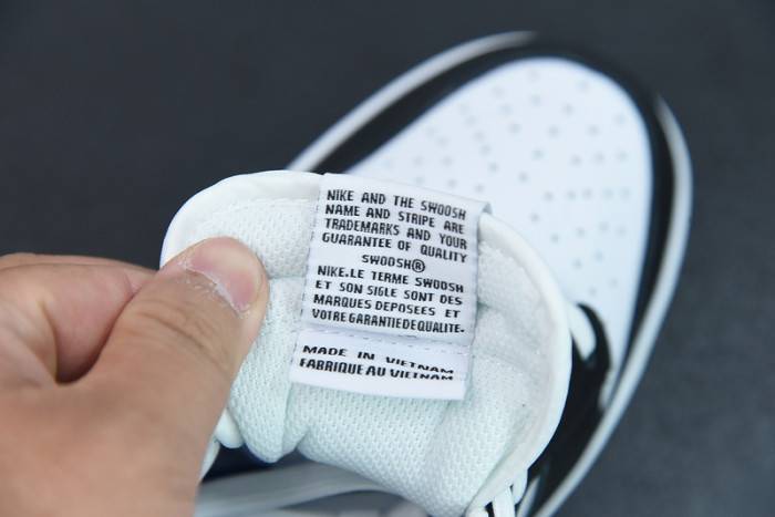 Nike Dunk Low Seoul – DM7708-100