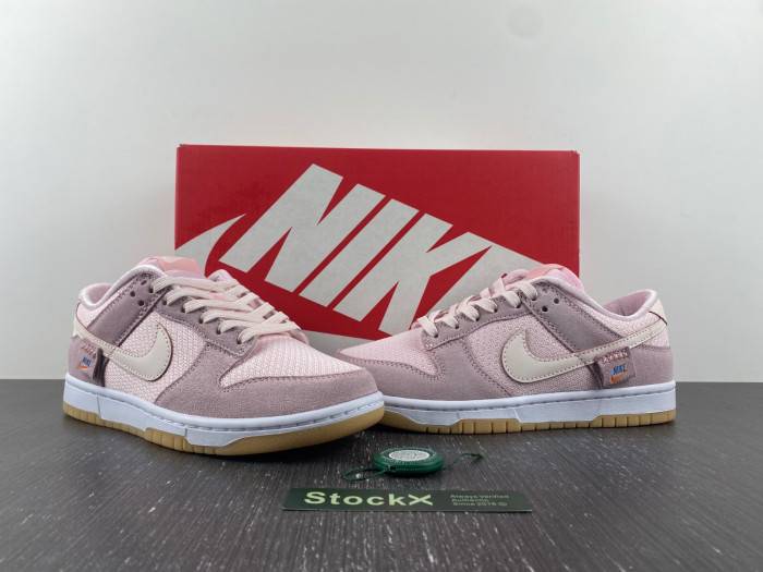 Nike Dunk Low Teddy Bear (W) DZ5318-640