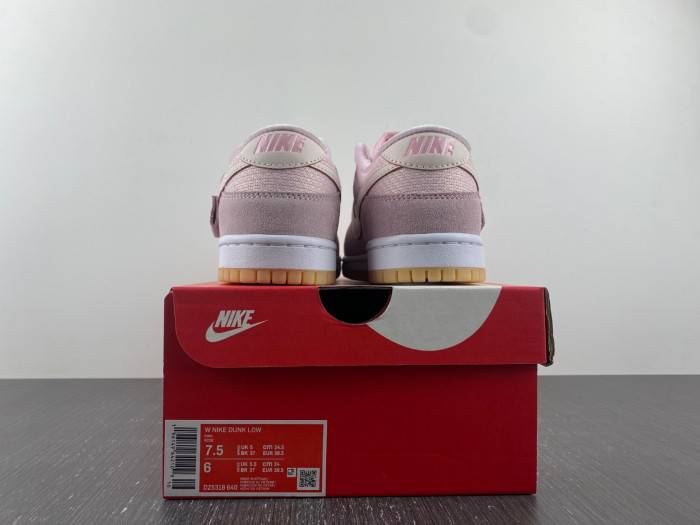 Nike Dunk Low Teddy Bear (W) DZ5318-640
