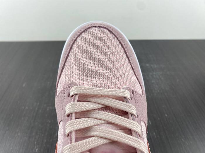 Nike Dunk Low Teddy Bear (W) DZ5318-640