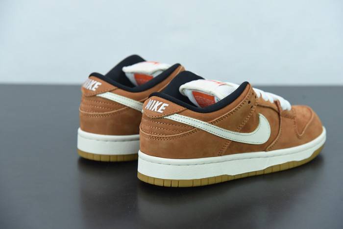 Nike Dunk Low Wheat DH1319-200