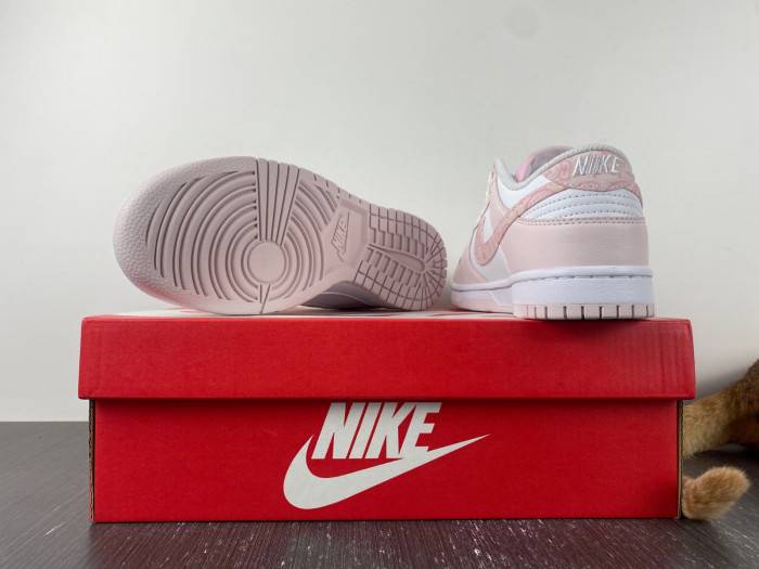 Nike Dunk Low Essential Paisley Pack Pink (W) FD1449-100