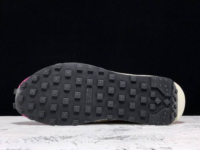 Nike LD Waffle Sacai Pine Green BV0073-301