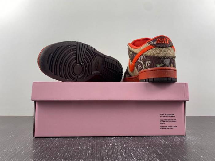 Nike SB Dunk Low “Hunter Reese Forbes”