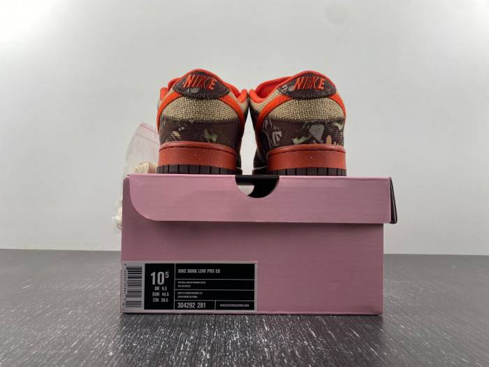 Nike SB Dunk Low “Hunter Reese Forbes”