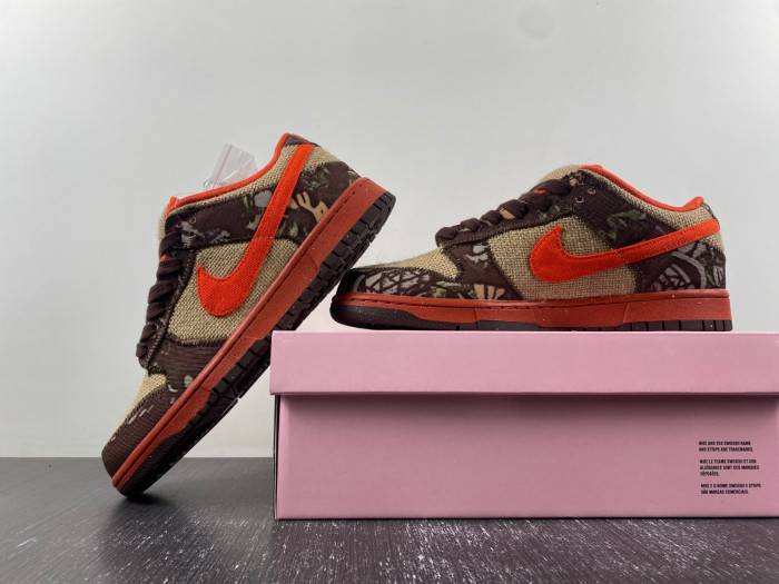 Nike SB Dunk Low “Hunter Reese Forbes”