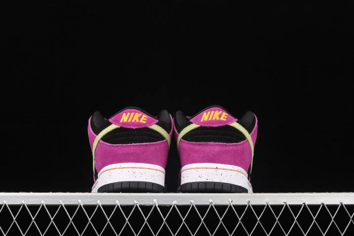Nike SB Dunk Low Red Plum BQ6817-501