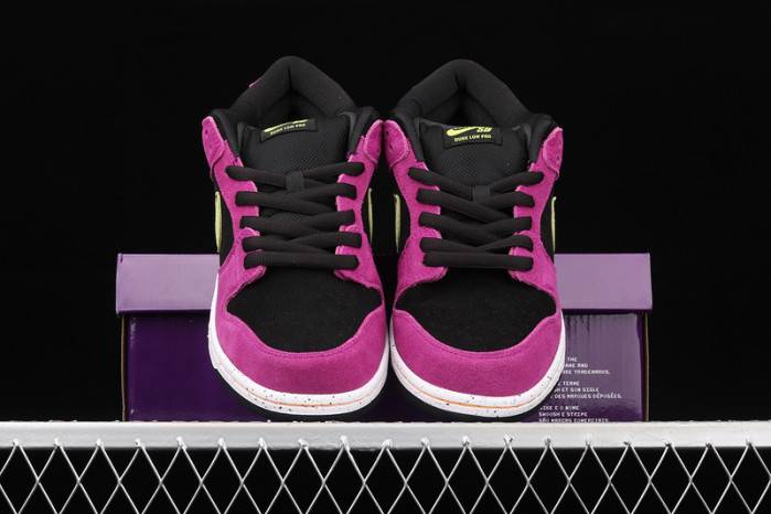 Nike SB Dunk Low Red Plum BQ6817-501