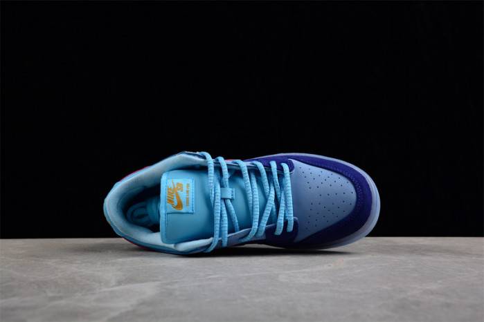 Nike SB Dunk Low Run The Jewels DO9404-400