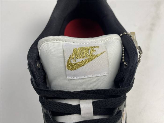 Nike SB Dunk Low Stars Black (2021) DH3228-102