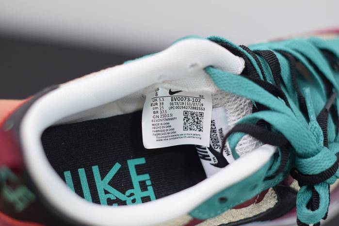 Nike Sacai Nike Pegasus Vaporfly SP BV0073-102