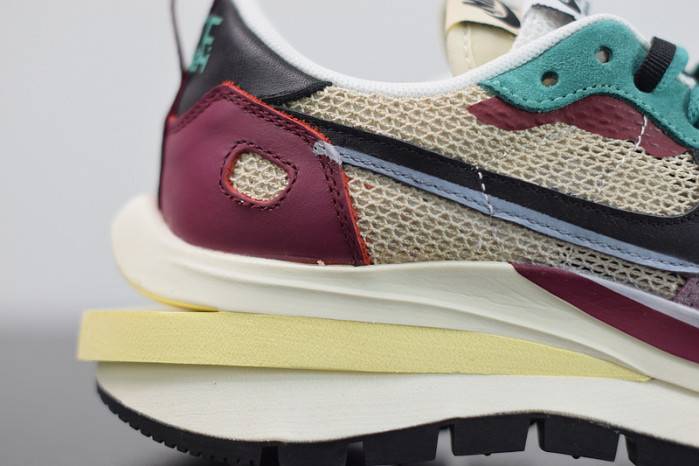 Nike Sacai Nike Pegasus Vaporfly SP BV0073-102