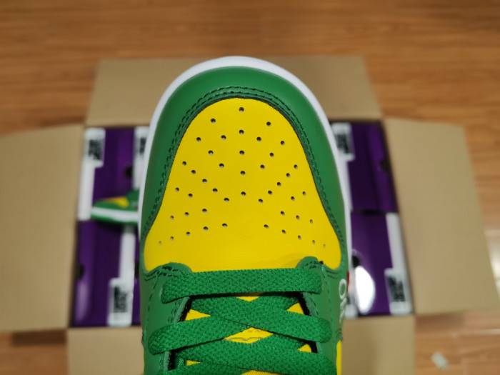 nike sb dunk high S*p*e by any means brazil dn3741-700