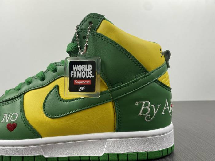 nike sb dunk high S*p*e by any means brazil dn3741-700