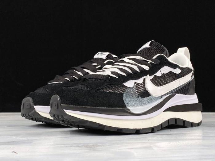 Nike Vaporwaffle Sacai Black White – CV1363-001