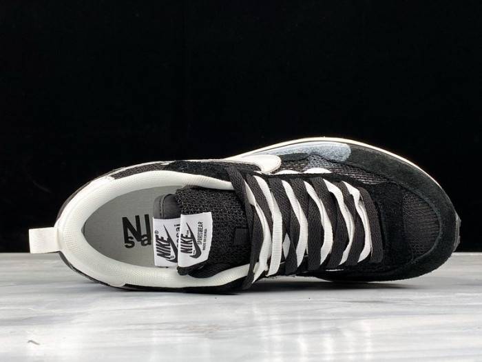 Nike Vaporwaffle Sacai Black White – CV1363-001