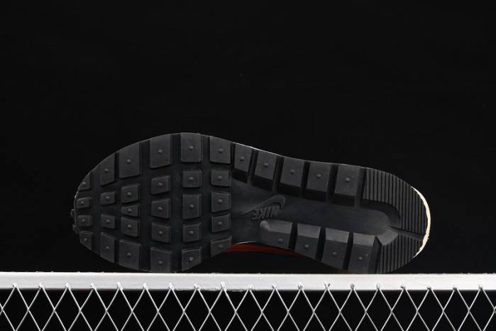 Nike Vaporwaffle Sacai Dark Iris – DD1875-500