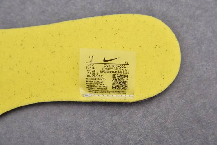 Nike Vaporwaffle Sacai Sport Fuchsia Game Royal CV1363-100