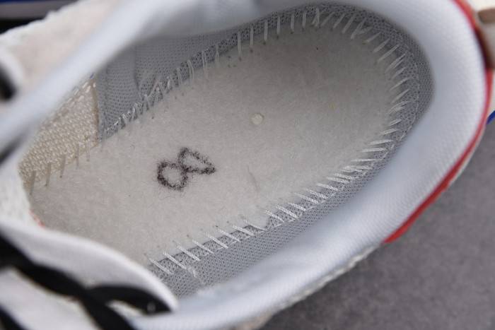 Nike Vaporwaffle Sacai Sport Fuchsia Game Royal CV1363-100