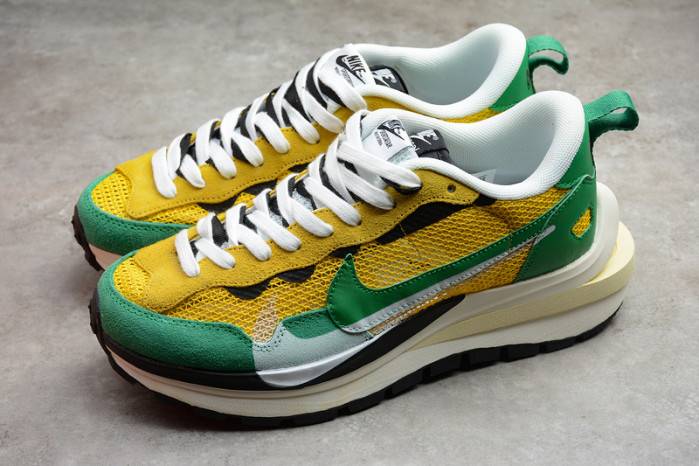 Nike Vaporwaffle Sacai Tour Yellow Stadium Green CV1363-700