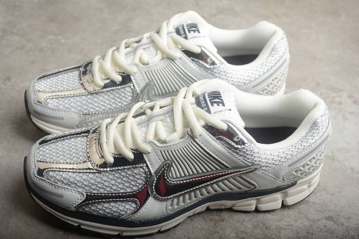 Nike Zoom Vomero 5 Photon Dust Metallic Silver (Women’s) FD0884-025