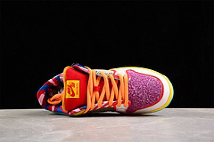 Nk SB Dunk Low Pro QS What Thepaul DM0807-600