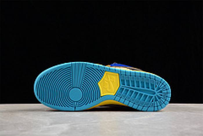 Nk SB Dunk Low Pro QS What Thepaul DM0807-600