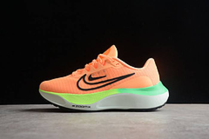 Nk Zoom Fly 5DM8974-800