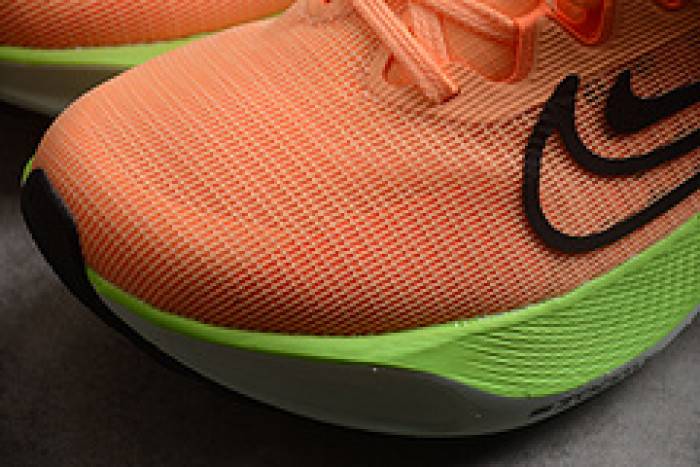 Nk Zoom Fly 5DM8974-800