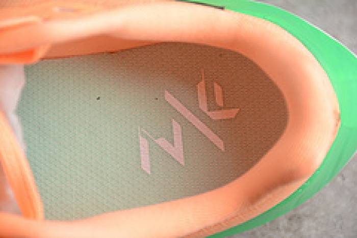 Nk Zoom Fly 5DM8974-800