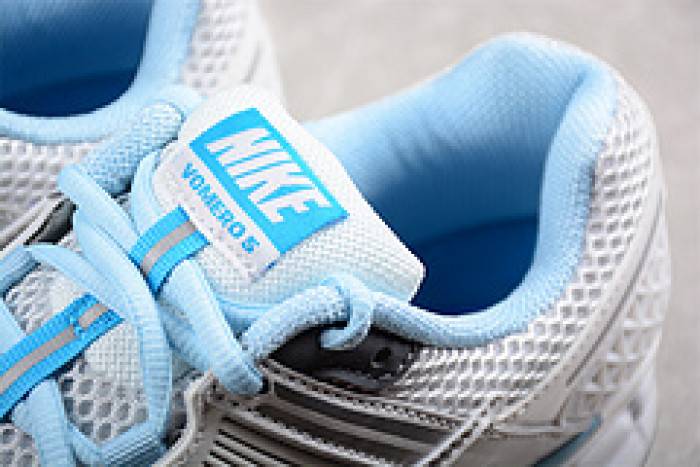 Nk Zoom Vomero 5 FN3432-001