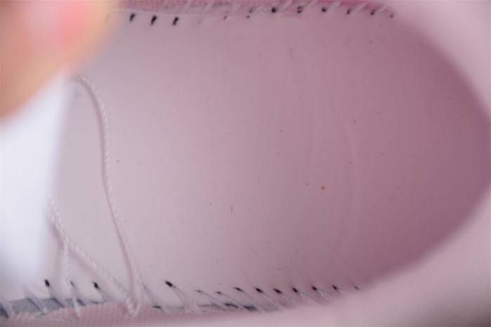 OFF-WHITE Out Of Office “OOO” Low Tops pink White 236121003