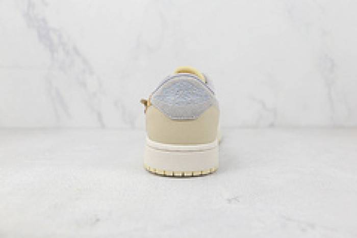 [OFF-White X Air Jordan 1 Low OG Goat Lows